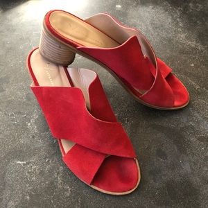 ANTHROPOLOGIE red suede sandals w heel 41 (10)